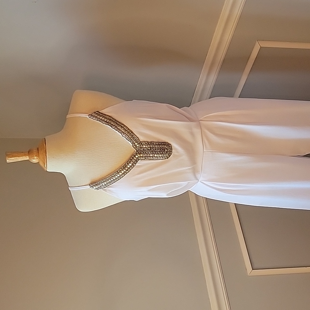 XOXO White Embellished Plunge‎ Silver Beaded V-Neck Pleated Lace Glam Jumpsuit M
